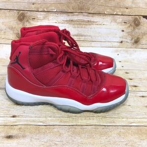 Air Jordan Retro 11 XI Red Size 4Y Youth Win Like